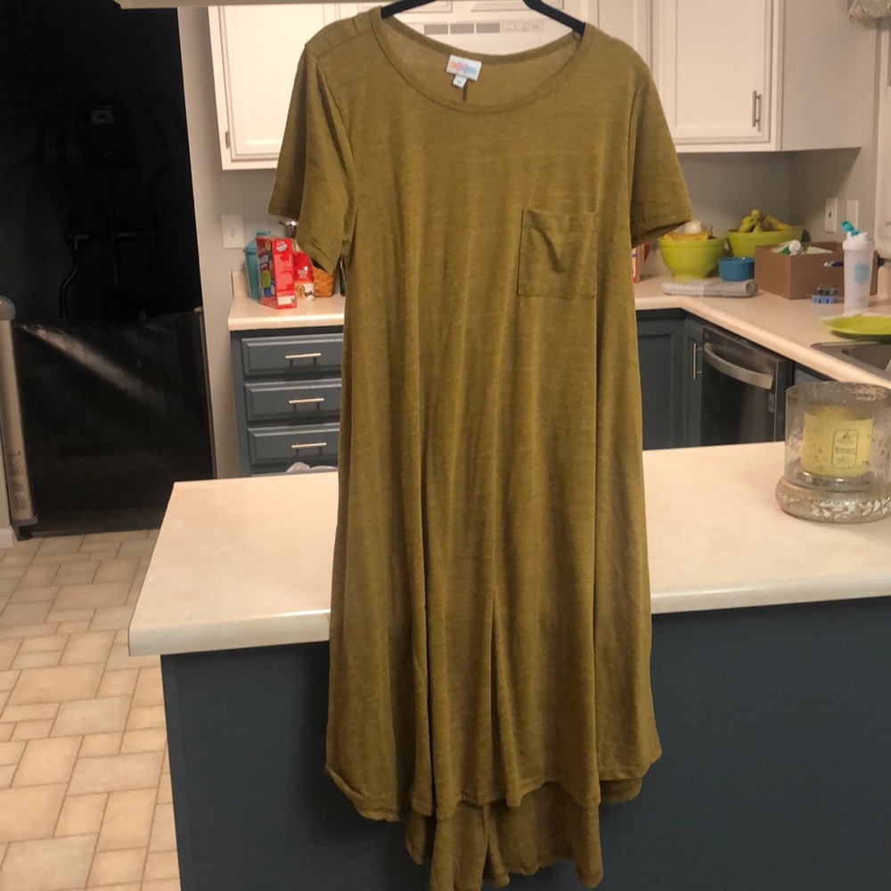 Mustard and black marled LuLaroe Carly dress NWT